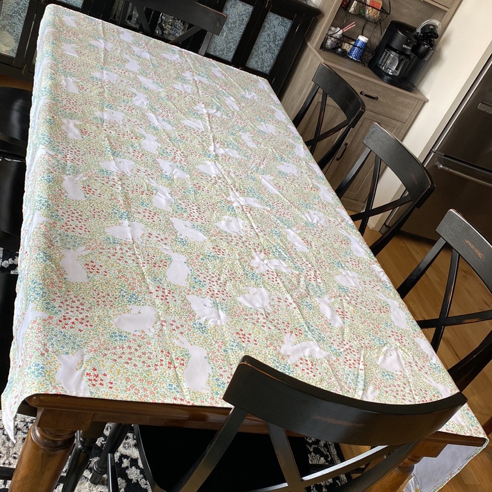 Martha Stewart Like New Everyday Bunny Floral Patterned Tablecloth!